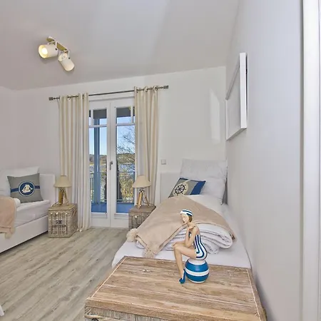 Mit Balkon, Kamin Und Sauna - Ferienresidenz Zwei Bodden 2-9 * Lietzow